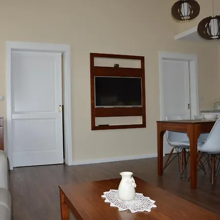 M2-apartment Apartament *